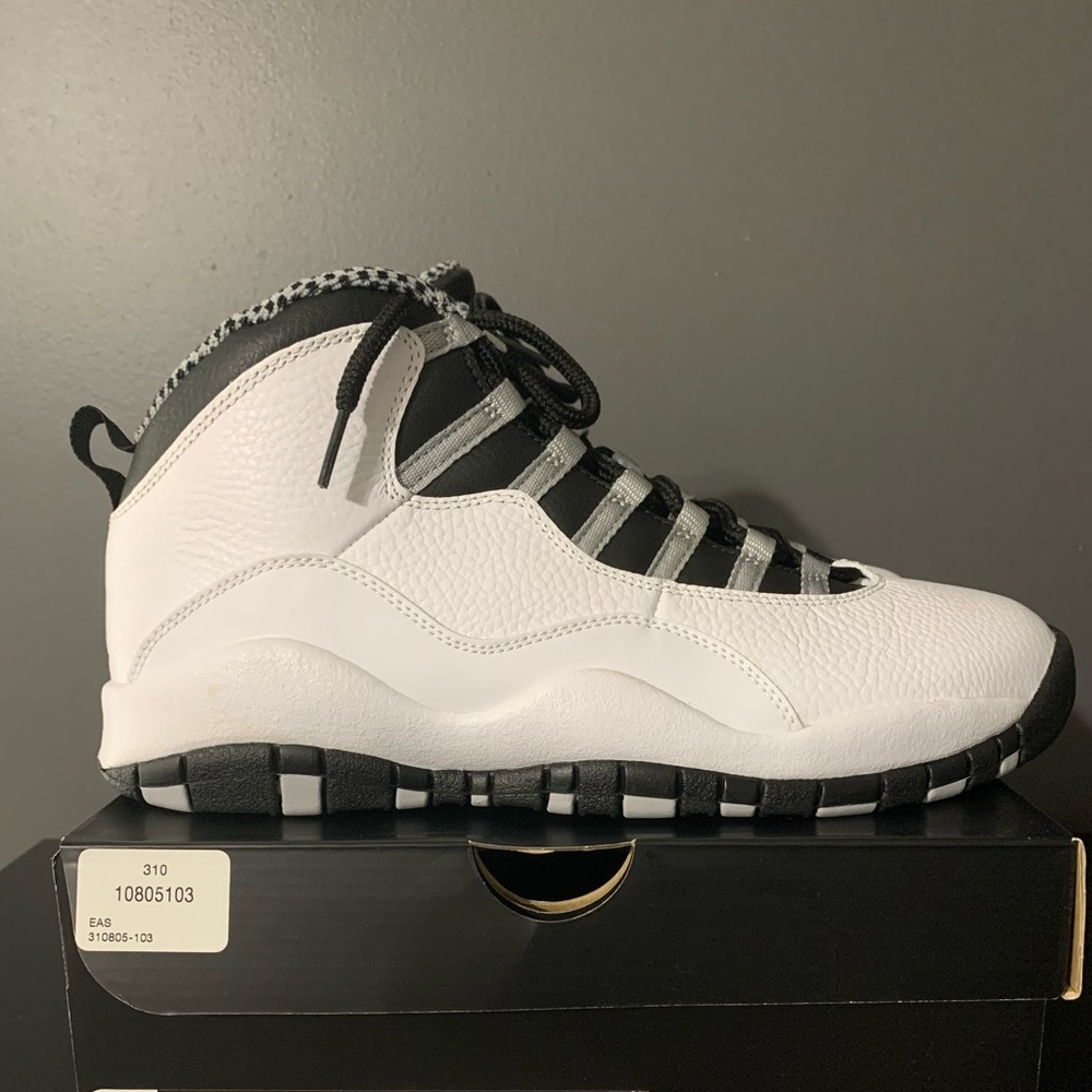 Jordan Retro 10